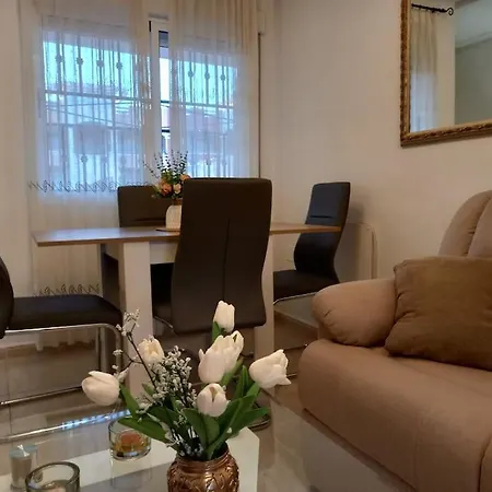 De Sanabria Apartment *